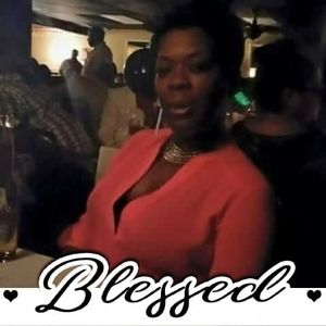 Meet your Posher, Valerie